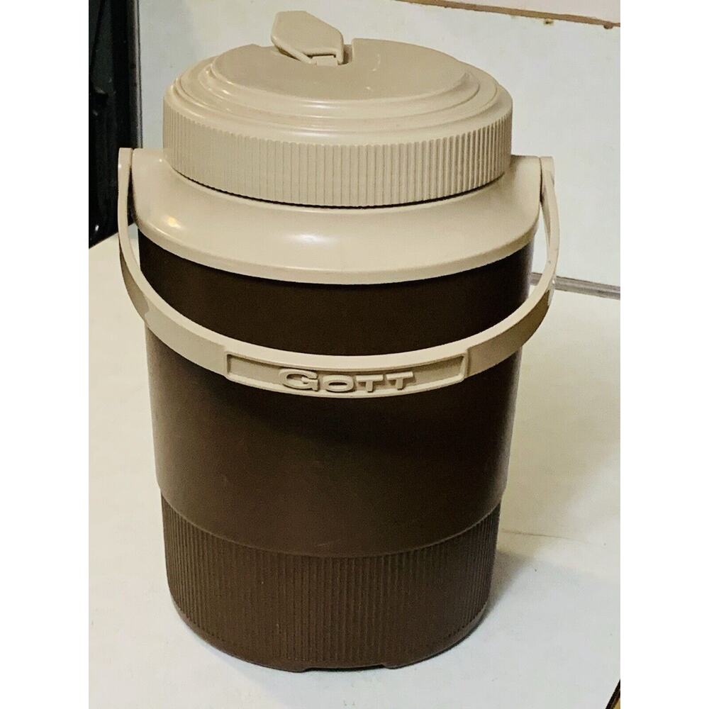 Vintage GOTT 1502 Brown 1/2 Gallon Water Jug w/ Handle & Removable Lid